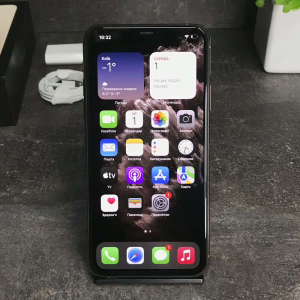 iPhone 11 Pro Max 256Gb Gold Б/У