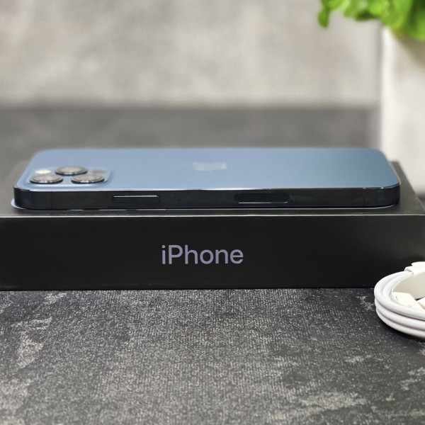 iPhone 12 Pro 256Gb Pacific Blue Б/У