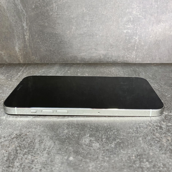 iPhone 12 Pro Max 256Gb Silver Б/У