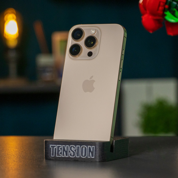 iPhone 16 Pro 1TB Desert Titanium (MYMT3) Б/У