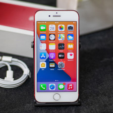 iPhone 7 128Gb Red Б/У