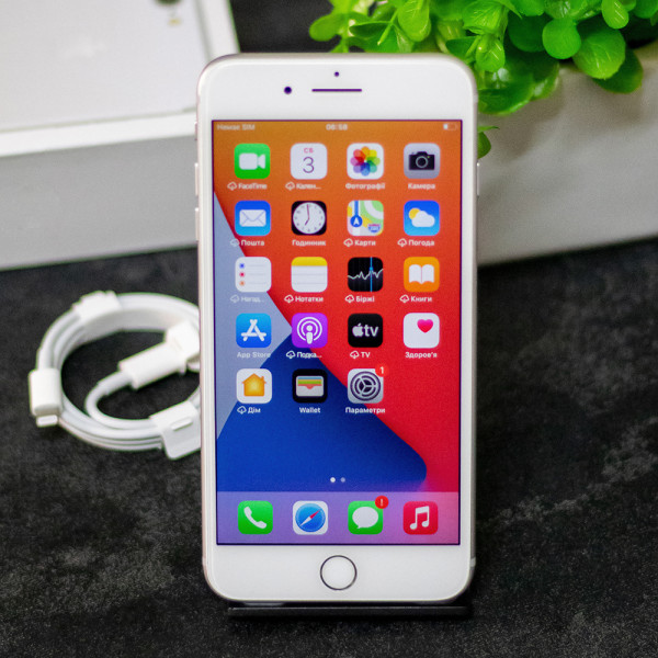 iPhone 7 Plus 128Gb Silver Б/У