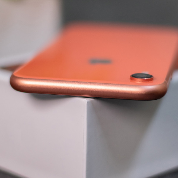 iPhone Xr 128Gb Coral Б/У